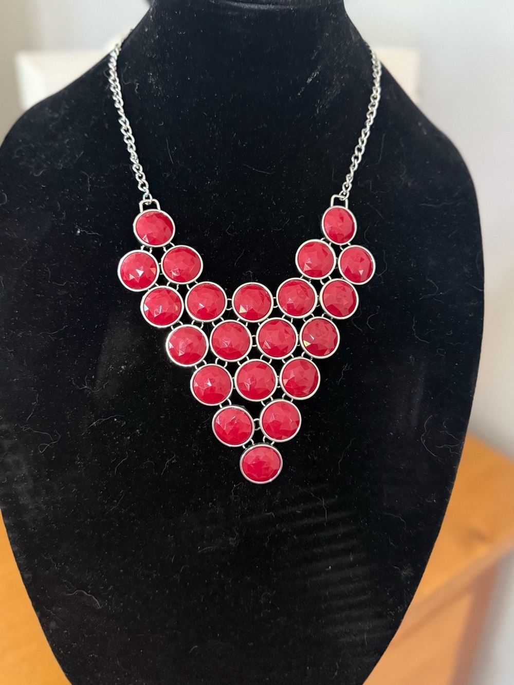 Red circles Statement Bib Necklace